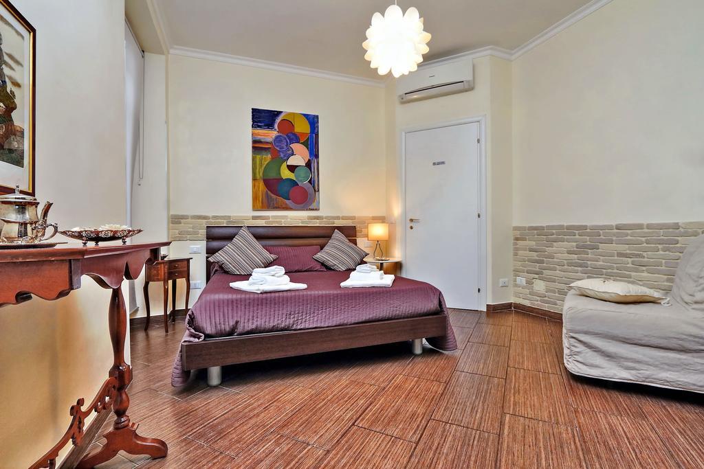 Una Notte Ai Musei Vaticani Apartment Rome Room photo